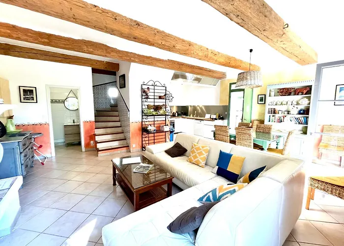 La Maison De Sarah Ferienhaus *